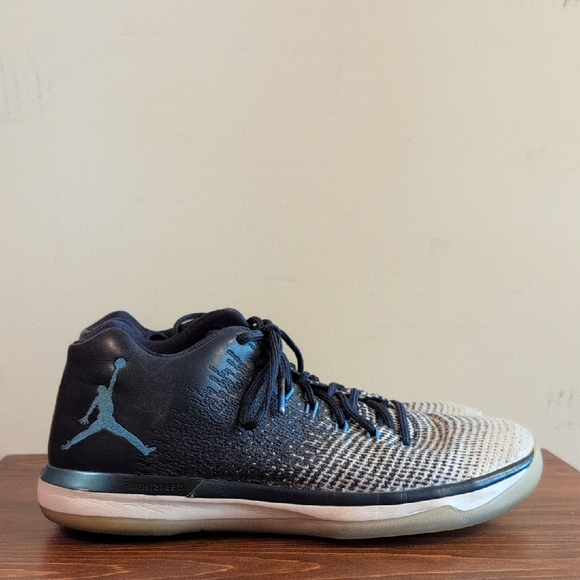 Jordan Other - Nike Air Jordan 31 Low XXXI UNC Sz 9.5